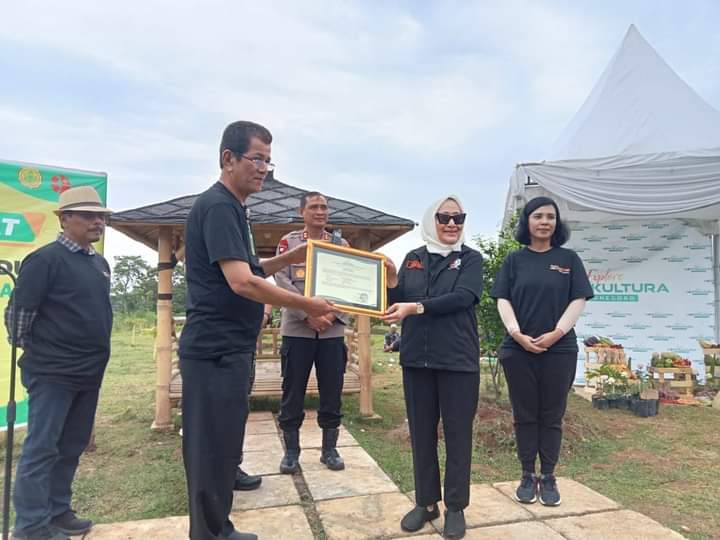 2 Varietas Durian Asli Bojonegoro Dapat Sertifikat dari Kementerian Pertanian RI