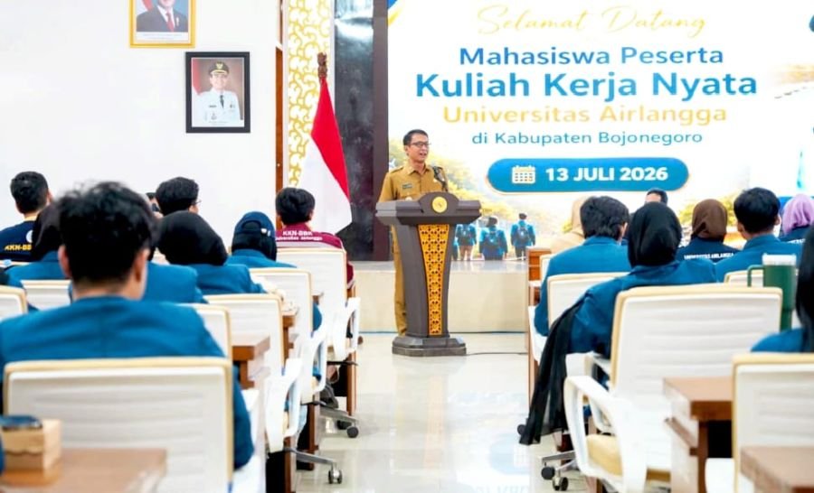 200 Mahasiswa Unair Jalankan KKN di 20 Desa Bojonegoro