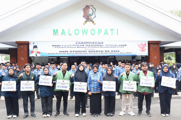 2.248 Mahasiswa Bojonegoro Terima Beasiswa Gelombang I