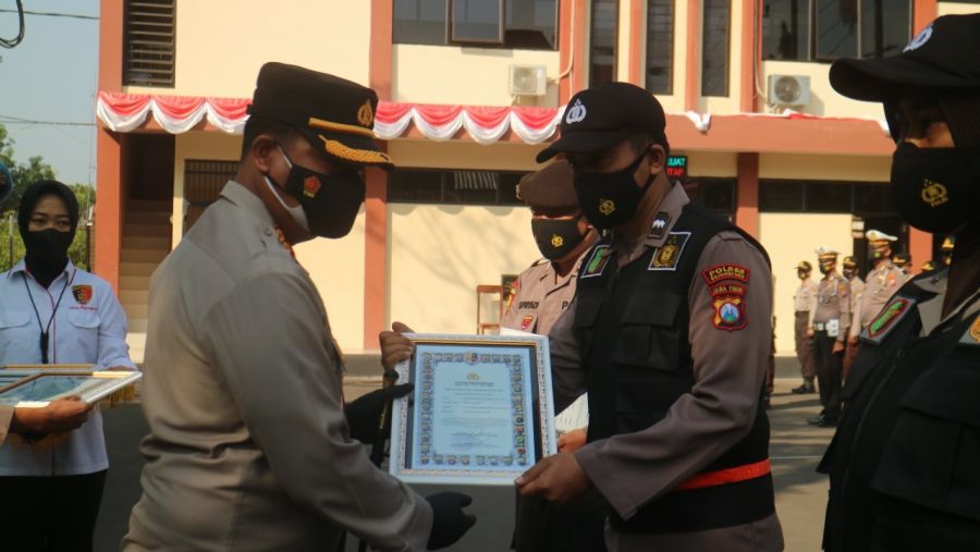 AKBP EG Pandia Berikan Apresiasi ke Tenaga Medis Bojonegoro