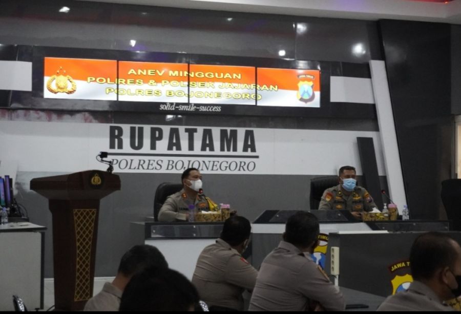 Anev Kinerja Anggota, Kapolres Bojonegoro Pimpin Anev Mingguan