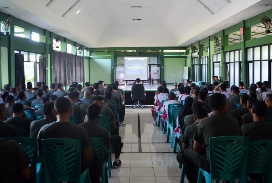 Anggota Kodim 0813 Bojonegoro Ikuti Grand Launching APP ETWP Angkatan Darat