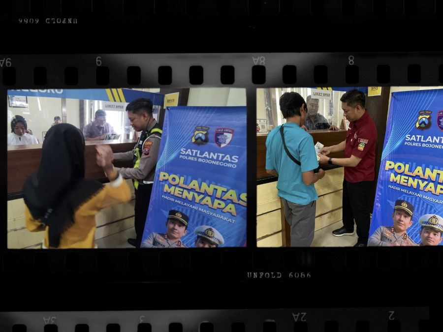 Anggota Satlantas Bojonegoro Menyapa