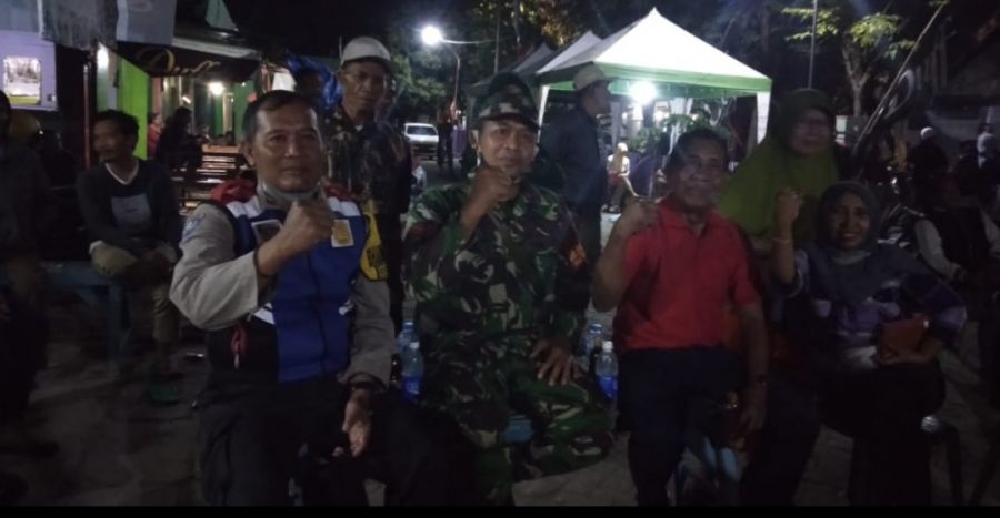 Antisipasi Gangguan Kamtibmas, Bhabinkamtibmas dan Bhabinsa Desa Sukorejo Sambangi Kegiatan Karoke