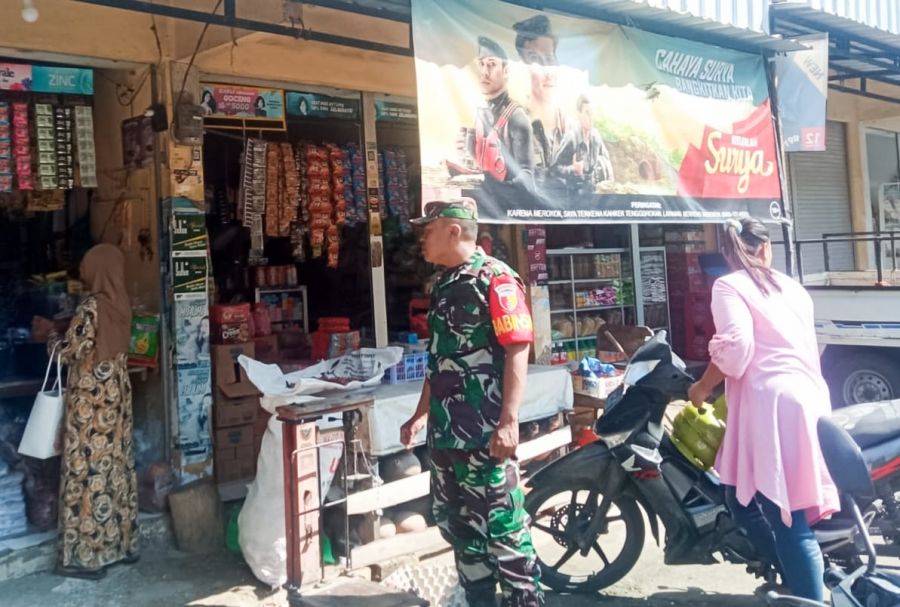 Babinsa Kodim 0813 Bojonegoro Aktif Patroli Wilayah dan Sambangi Warga