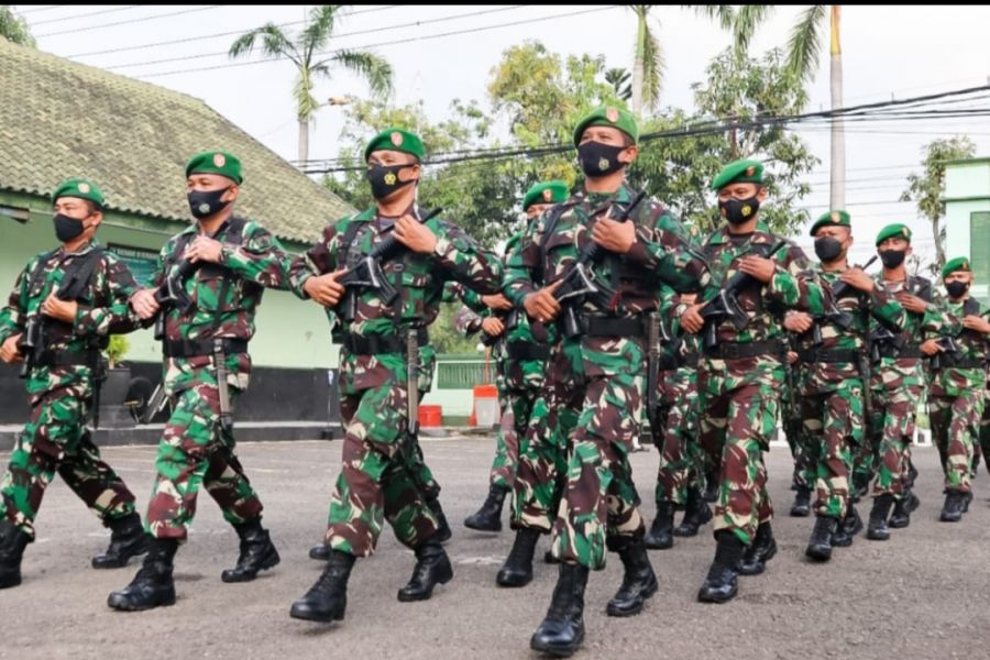Back to Basic, Prajurit Kodim 0813 Bojonegoro berlatih PBB dan Defile