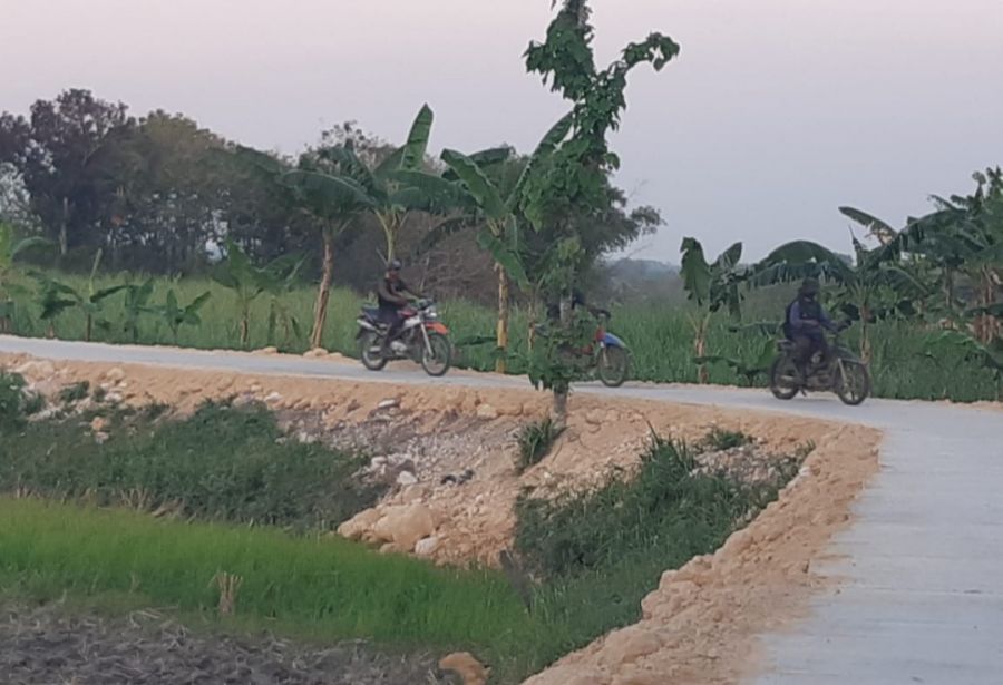 Bagusnya Jalan Penghubung antar Dusun di Desa Tunggunjagir, Warga Merasa Sangat Diuntungkan