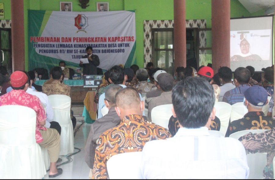 Bantu Kinerja Pemerintah, Pemkab Bojonegoro Laksanakan Pembinaan Pengurus RT/RW 