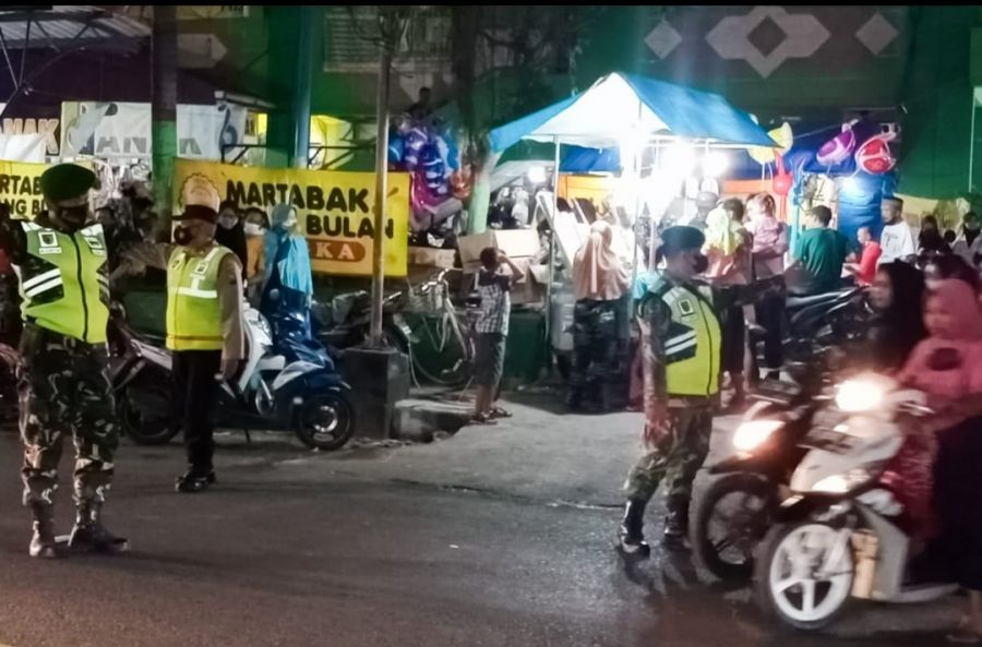Bersinergi, Petugas Gabungan di Bojonegoro Lakukan Pengamanan Hari Raya Idul Fitri 1443 Hijriyah
