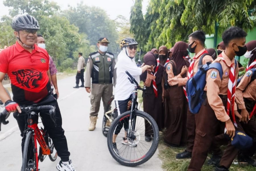 Bupati Anna Didampingi Dandim 0813 Bojonegoro Lakukan Gowes Ceria ke Desa dan Akan Terus Membangun