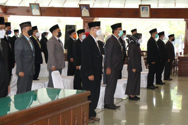 Bupati Anna Lantik 42 Pejabat Bertepatan Tiga Tahun Kepemimpinan