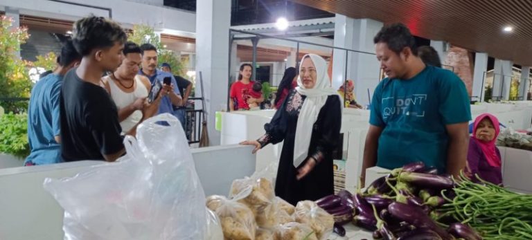 Bupati Anna Pastikan Tilik Pasar Wisata dan Sarana Prasarana Beroperasi Dengan Baik