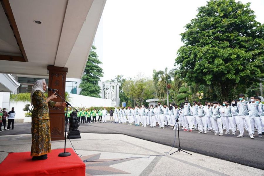Bupati Anna Resmi Melepas 264 Atlet Kontingen Bojonegoro Dalam Porprov Ke-VII Jatim 2022