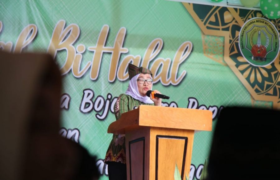 Bupati Anna Sapa Warga Bojonegoro Papua di Bumi Cendrawasih
