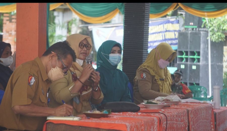 Bupati Bojonegoro Anna Sisir Pelosok Desa, Kikis Habis Kemiskinan Ekstrem di Bojonegoro