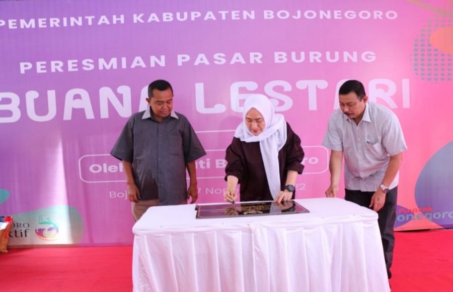 Bupati Bojonegoro Hadir Langsung dan Meresmikan Pasar Burung Buana Lestari