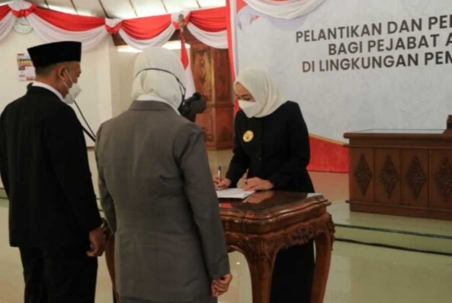 Bupati  Bojonegoro Kembali Lantik 35 Pejabat 