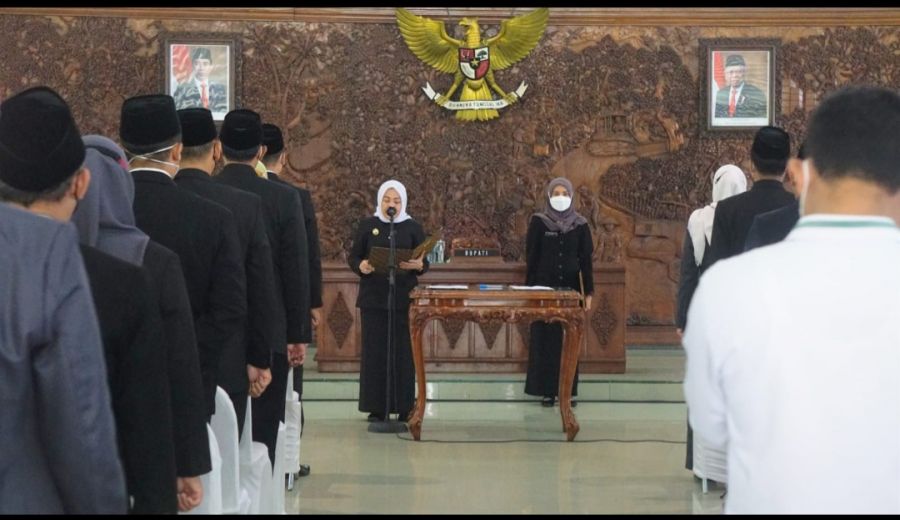 Bupati Bojonegoro Laksanakan Permenpan RB , Lantik 228 Pejabat Struktural Menjadi Fungsional 