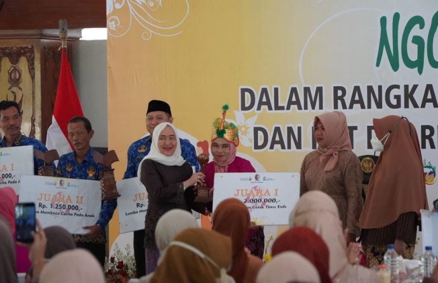 Bupati Bojonegoro, Peran Ayah dan Ibu di Era Generasi Alfa Mendukung Pengarustamaan Gender