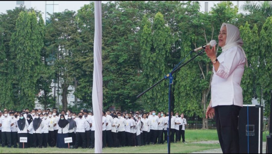 Bupati Bojonegoro Pimpin Apel Ribuan Non ASN, yakni PTT, GTT, honorer, dan Tenaga Kontrak