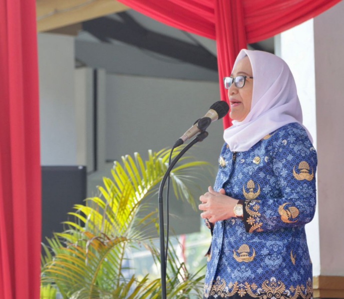 Bupati Bojonegoro Pimpin Upacara Pagi dan Berpesan Tingkatkan Profesionalitas PNS untuk Pembangunan