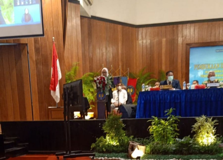 Bupati Bojonegoro Raih Penghargaan Penyelenggara Beasiswa RPL Mendes PDTT 