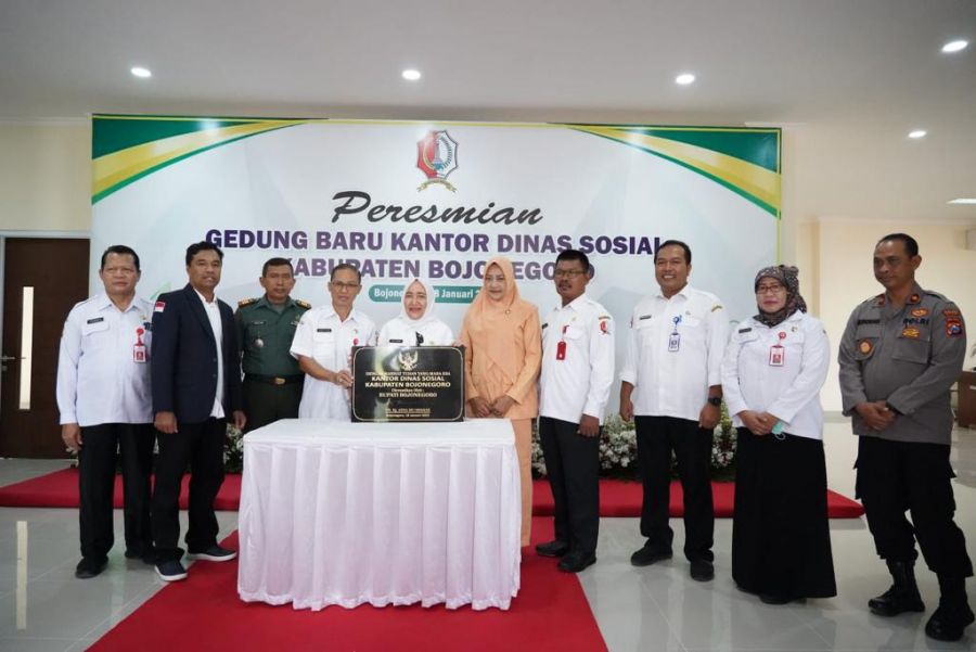 Bupati Bojonegoro Resmikan Gedung Baru Kantor Dinsos dan Ajak Tingkatkan Terus Pelayanan  