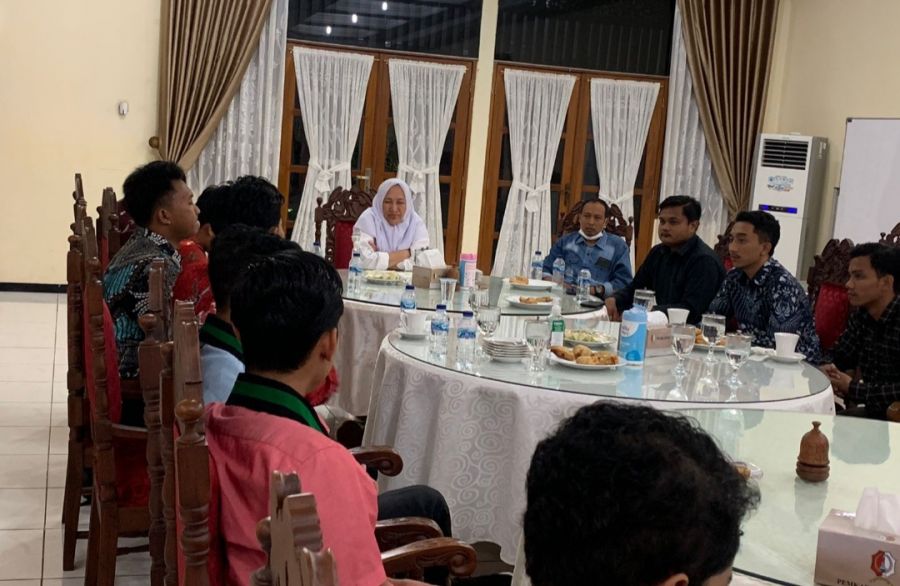 Bupati Bojonegoro Serap Aspirasi Melalui Berdialog Dengan Mahasiswa