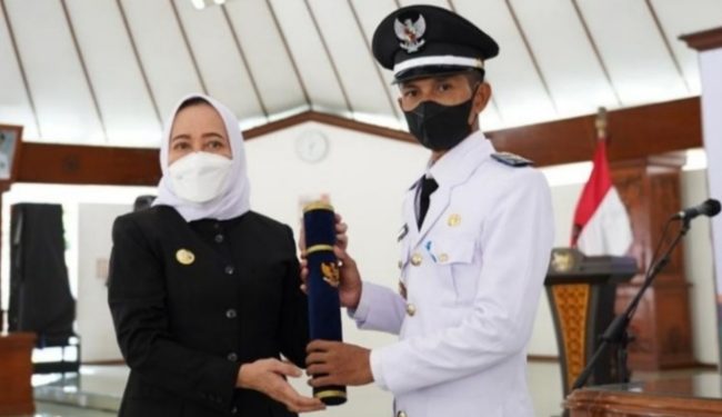 Bupati Bojonegoro Telah Resmi Melantik PAW Kades Kesongo Kedungadem