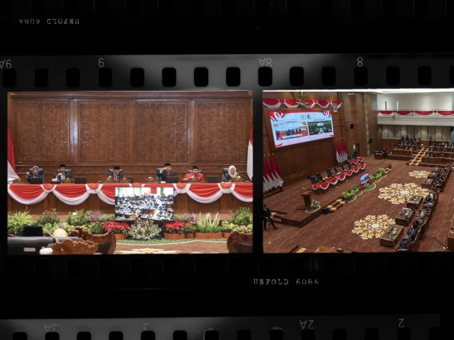 Bupati dan Wakil Bupati Bojonegoro Ikuti Rapat Paripurna