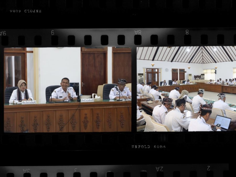 Bupati dan Wakil Bupati Bojonegoro Ikuti Rakor Monitoring Program