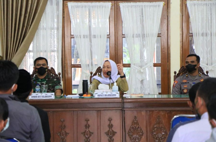 Bupati Selaku Ketua Pembina IPSI Bojonegoro Bersama Forkopimda Kenalkan Calon Pengurus Kecamatan