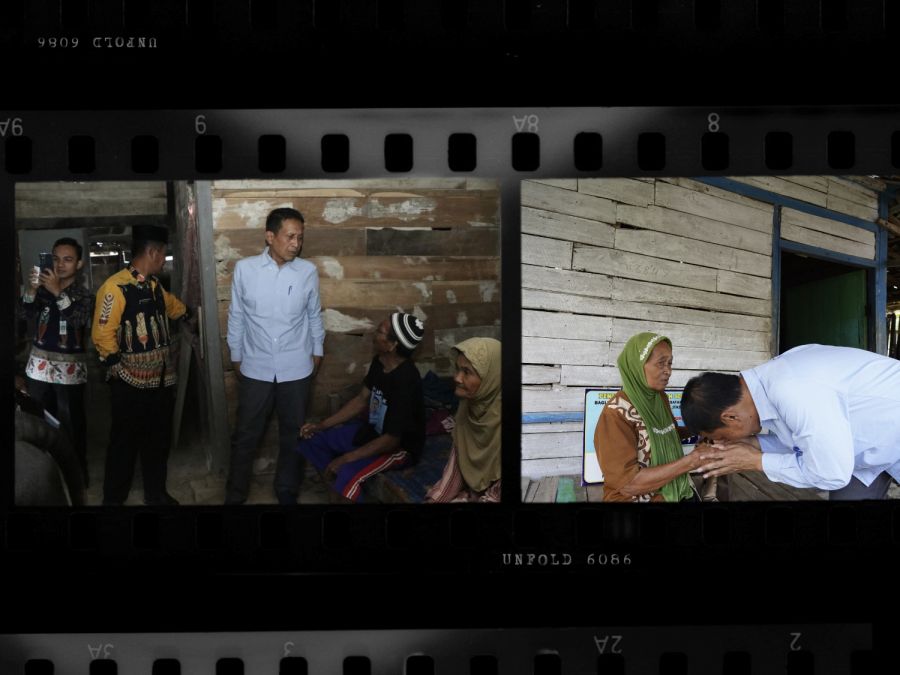 Bupati Setyo Wahono Terjun Langsung Serahkan Bantuan Tunai Kepada Kelopok Renta