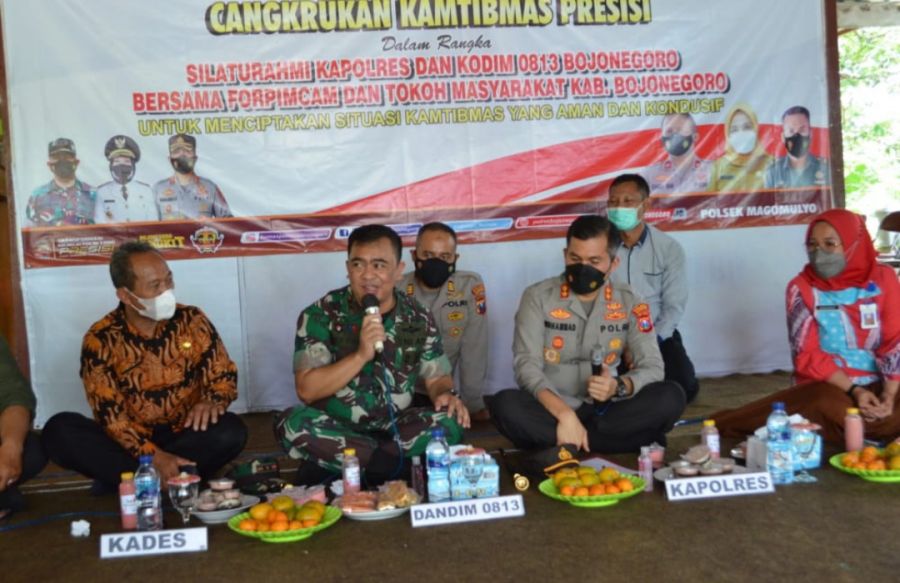 Dandim 0813 Dan Kapolres Bojonegoro Gelar Cangkrukan Kamtibmas Presisi