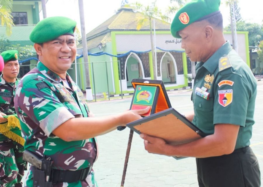Dandim Bojonegoro Pimpin Upacara Purna Tugas Anggota