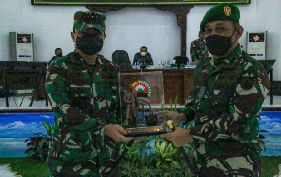 Danpusterad Kunjungi Markas Korem 071/Wijayakusuma