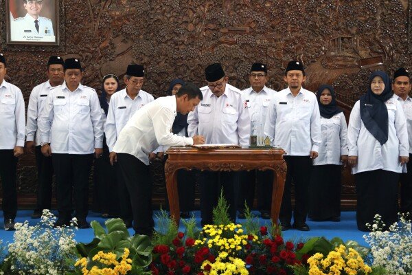 Dewan Kehormatan dan Pengurus PMI Bojonegoro 2026–2031 Resmi Dilantik