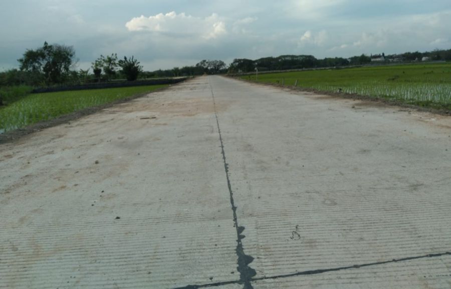 Dibalek Ektiar Bupati Bojonegoro Jalan Nglenyer Hingga Pelosok Desa Dorong Peningkatan Ekonomi Warga