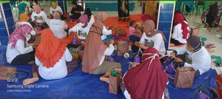 Dinas Pemberdayaan Masyarakat Desa Gelar SINANDO, Rajut Asa Lewat Anyaman Bambu