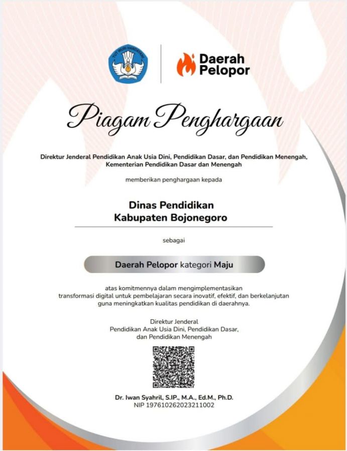 Dinas Pendidikan Bojonegoro Raih Penghargaan Kategori Daerah Pelopor Predikat Daerah Maju