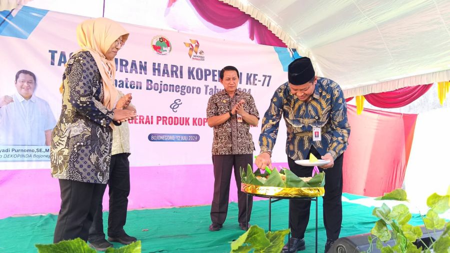 Disdagkop UM Bojonegoro Dorong Pelaku UMKM Naik Kelas Menggali Potensi Untuk Meningkatkan Ekonomi