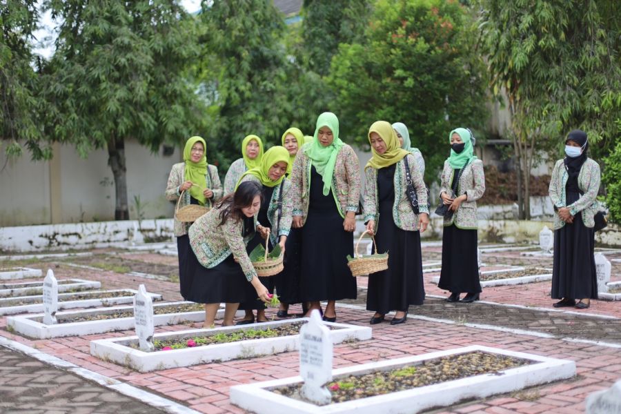 DWP Lapas Bojonegoro Gelar Ziarah dan Tabur Bunga Menjelang HUT PIPAS Ke- 19