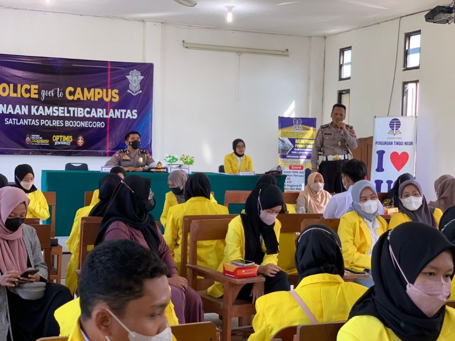 Etika Berlalu Lintas, Satlantas Polres Bojonegoro Gelar Police Goes to Campus