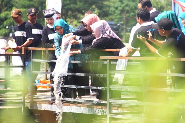Forikan Bojonegoro Kampanyekan Gerakan Makan Ikan, Ciptakan Generasi Sehat dan Cerdas