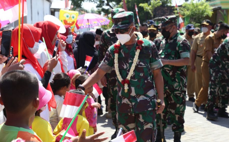 Gegap Gempita Warga Sambut Pembukaan TMMD 114 Kodim 0812 Lamongan
