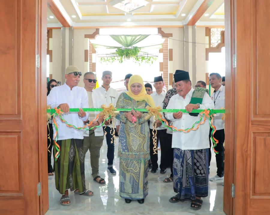 Gubernur Khofifah Resmikan Masjid Kanzul Arsy dan Launching IAI Al Fatimah