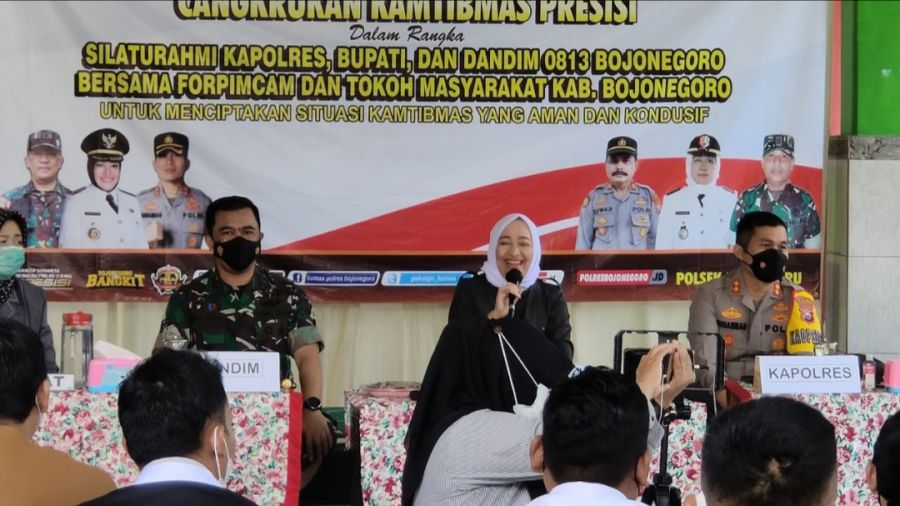 Hadir Dalam Cangkrukan Kamtibmas, Bupati Ingatkan Ketertiban dan Keindahan Lingkungan