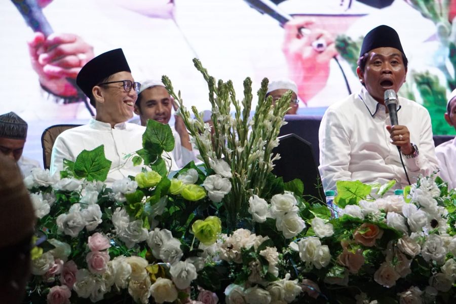 Hadiri Maulid Nabi di Ponpes Sabilunnajah Pj Adriyanto Bermunajat dan Bersholawat 