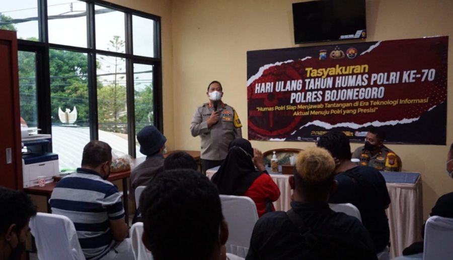 Hari Jadi Ke-70 Humas Polri, Kapolres Bojonegoro: Ada Kedekatan Dengan Awak Media dan Masyarakat