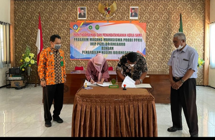 IKIP PGRI Bojonegoro Lakukan MoU Dengan Pengadilan Negeri Kelas 1B Bojonegoro Dalam Pemahaman Hukum